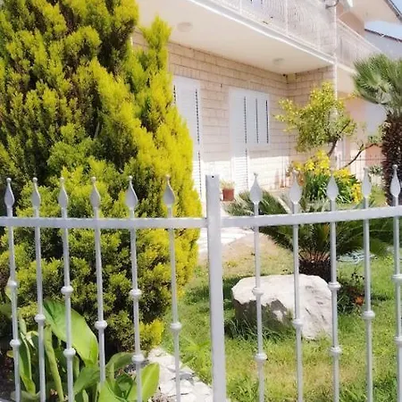 דירה Apartman Luly
