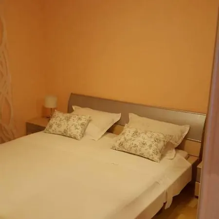 Apartman Luly *